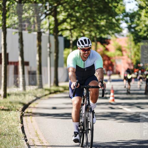 09.08.2026 - GEWOBA Citytriathlon Bremen Michael Burmester http://msf.ph/oto/9942907 09.08.2026 14:36:54 Radfahren 65, 89, 122, 229, 312, 337, 377, 523 meine-sportfotos.de