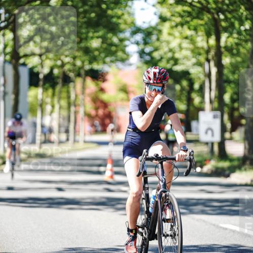 09.08.2026 - GEWOBA Citytriathlon Bremen Michael Burmester http://msf.ph/oto/9942912 09.08.2026 14:37:01 Radfahren 65, 229, 312, 377, 523 meine-sportfotos.de