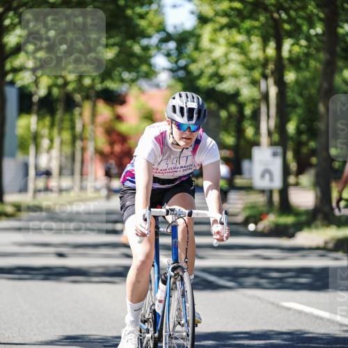 09.08.2026 - GEWOBA Citytriathlon Bremen Michael Burmester http://msf.ph/oto/9942916 09.08.2026 14:37:03 Radfahren 65, 229, 312, 377, 448, 523 meine-sportfotos.de