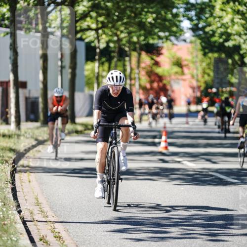 09.08.2026 - GEWOBA Citytriathlon Bremen Michael Burmester http://msf.ph/oto/9942921 09.08.2026 14:37:15 Radfahren 10, 58, 87, 172, 300, 316, 369, 385, 448 meine-sportfotos.de