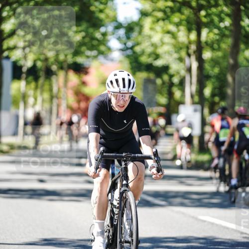 09.08.2026 - GEWOBA Citytriathlon Bremen Michael Burmester http://msf.ph/oto/9942923 09.08.2026 14:37:15 Radfahren 10, 58, 87, 172, 300, 316, 369, 385, 448 meine-sportfotos.de