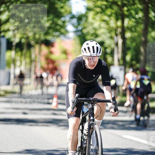 09.08.2026 - GEWOBA Citytriathlon Bremen Michael Burmester http://msf.ph/oto/9942924 09.08.2026 14:37:16 Radfahren 10, 58, 87, 172, 300, 316, 369, 385, 448 meine-sportfotos.de