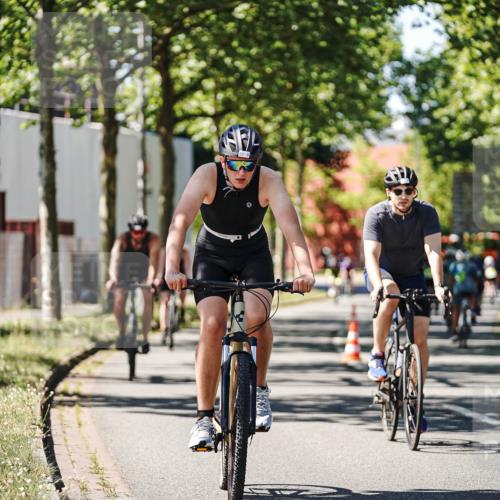 09.08.2026 - GEWOBA Citytriathlon Bremen Michael Burmester http://msf.ph/oto/9942933 09.08.2026 14:37:22 Radfahren 10, 58, 87, 172, 300, 316, 369, 385, 448 meine-sportfotos.de