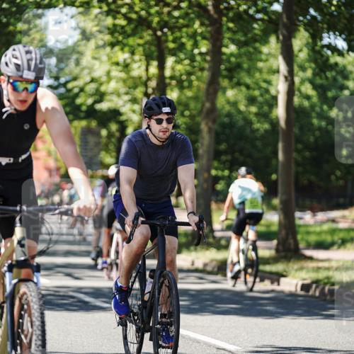 09.08.2026 - GEWOBA Citytriathlon Bremen Michael Burmester http://msf.ph/oto/9942934 09.08.2026 14:37:23 Radfahren 10, 58, 87, 172, 300, 305, 316, 369, 385 meine-sportfotos.de