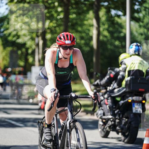 09.08.2026 - GEWOBA Citytriathlon Bremen Michael Burmester http://msf.ph/oto/9942937 09.08.2026 14:37:25 Radfahren 10, 58, 87, 172, 300, 305, 316, 369, 385 meine-sportfotos.de