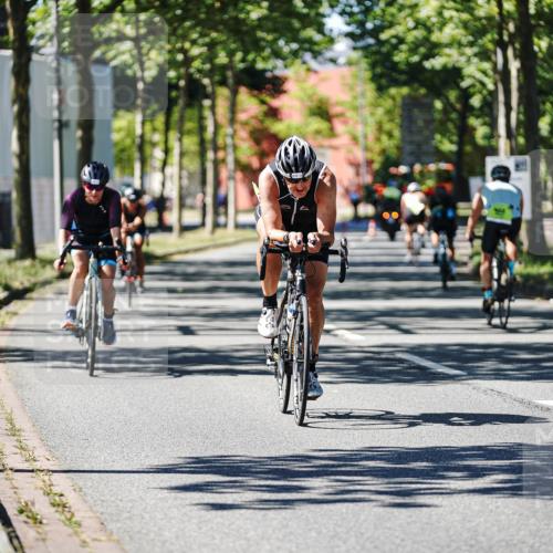 09.08.2026 - GEWOBA Citytriathlon Bremen Michael Burmester http://msf.ph/oto/9942941 09.08.2026 14:37:35 Radfahren 87, 203, 288, 290, 300, 305, 458, 487 meine-sportfotos.de