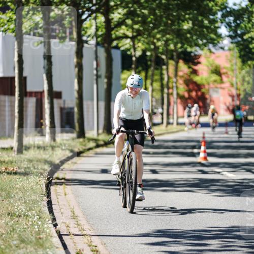 09.08.2026 - GEWOBA Citytriathlon Bremen Michael Burmester http://msf.ph/oto/9942951 09.08.2026 14:37:39 Radfahren 42, 203, 242, 288, 290, 305, 390, 458, 487 meine-sportfotos.de