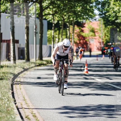 09.08.2026 - GEWOBA Citytriathlon Bremen Michael Burmester http://msf.ph/oto/9942955 09.08.2026 14:37:42 Radfahren 42, 203, 242, 288, 290, 305, 390, 400, 450, 458, 487 meine-sportfotos.de