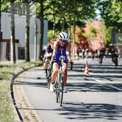 09.08.2026 - GEWOBA Citytriathlon Bremen Michael Burmester http://msf.ph/oto/9942971 09.08.2026 14:37:54 Radfahren 42, 193, 202, 242, 280, 292, 335, 341, 390, 398, 400, 410, 434, 450, 485 meine-sportfotos.de