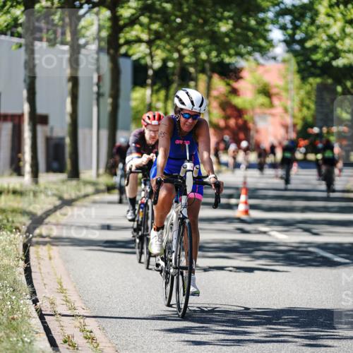 09.08.2026 - GEWOBA Citytriathlon Bremen Michael Burmester http://msf.ph/oto/9942972 09.08.2026 14:37:54 Radfahren 42, 193, 202, 242, 280, 292, 335, 341, 390, 398, 400, 410, 434, 450, 485 meine-sportfotos.de