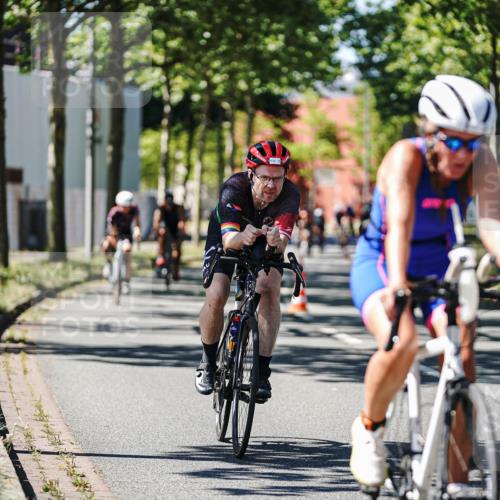 09.08.2026 - GEWOBA Citytriathlon Bremen Michael Burmester http://msf.ph/oto/9942973 09.08.2026 14:37:54 Radfahren 42, 193, 202, 242, 280, 292, 335, 341, 390, 398, 400, 410, 434, 450, 485 meine-sportfotos.de