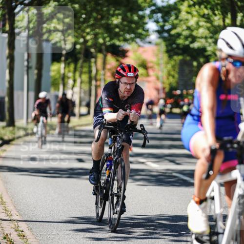 09.08.2026 - GEWOBA Citytriathlon Bremen Michael Burmester http://msf.ph/oto/9942974 09.08.2026 14:37:55 Radfahren 42, 193, 202, 242, 280, 292, 335, 341, 344, 390, 398, 400, 410, 434, 450, 454, 485, 521 meine-sportfotos.de