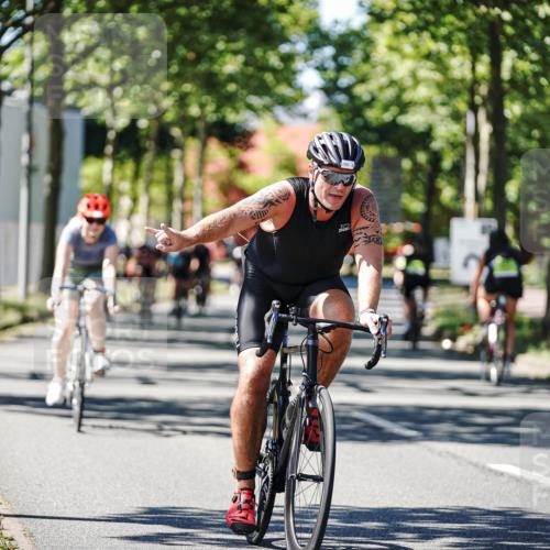 09.08.2026 - GEWOBA Citytriathlon Bremen Michael Burmester http://msf.ph/oto/9942981 09.08.2026 14:37:58 Radfahren 193, 202, 221, 242, 280, 292, 293, 306, 335, 341, 344, 390, 398, 400, 410, 434, 450, 454, 485, 521, 522 meine-sportfotos.de