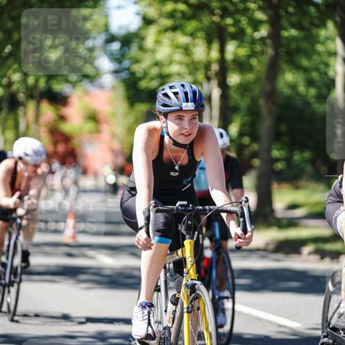 09.08.2026 - GEWOBA Citytriathlon Bremen Michael Burmester http://msf.ph/oto/9942989 09.08.2026 14:38:03 Radfahren 193, 202, 221, 266, 280, 292, 293, 306, 314, 319, 330, 335, 341, 344, 398, 410, 434, 454, 485, 521, 522 meine-sportfotos.de