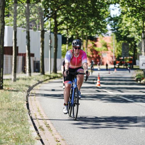 09.08.2026 - GEWOBA Citytriathlon Bremen Michael Burmester http://msf.ph/oto/9943004 09.08.2026 14:38:12 Radfahren 190, 193, 221, 266, 277, 280, 293, 297, 306, 314, 319, 324, 330, 335, 344, 402, 434, 454, 485, 521, 522 meine-sportfotos.de