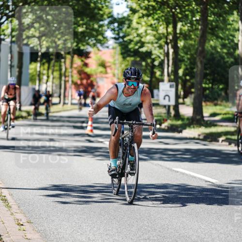 09.08.2026 - GEWOBA Citytriathlon Bremen Michael Burmester http://msf.ph/oto/9943016 09.08.2026 14:38:18 Radfahren 173, 190, 221, 266, 277, 289, 293, 297, 314, 319, 324, 330, 402, 431 meine-sportfotos.de