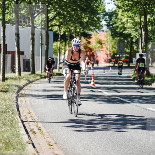 09.08.2026 - GEWOBA Citytriathlon Bremen Michael Burmester http://msf.ph/oto/9943021 09.08.2026 14:38:20 Radfahren 173, 190, 266, 277, 289, 297, 314, 319, 324, 330, 352, 402, 431 meine-sportfotos.de