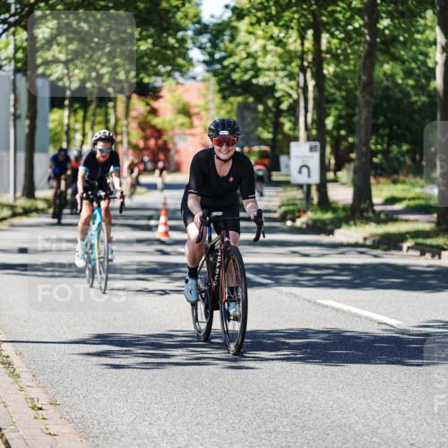 09.08.2026 - GEWOBA Citytriathlon Bremen Michael Burmester http://msf.ph/oto/9943027 09.08.2026 14:38:22 Radfahren 173, 190, 249, 277, 289, 297, 314, 324, 330, 352, 402, 417, 431 meine-sportfotos.de
