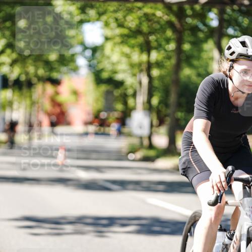 09.08.2026 - GEWOBA Citytriathlon Bremen Michael Burmester http://msf.ph/oto/9943048 09.08.2026 14:38:33 Radfahren 173, 216, 222, 227, 249, 276, 289, 320, 352, 417, 431 meine-sportfotos.de