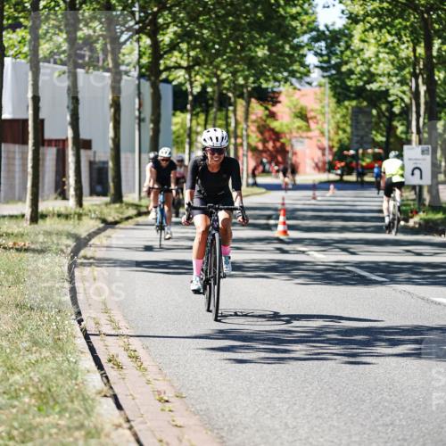 09.08.2026 - GEWOBA Citytriathlon Bremen Michael Burmester http://msf.ph/oto/9943049 09.08.2026 14:38:36 Radfahren 216, 222, 227, 249, 253, 273, 276, 320, 352, 417, 431 meine-sportfotos.de