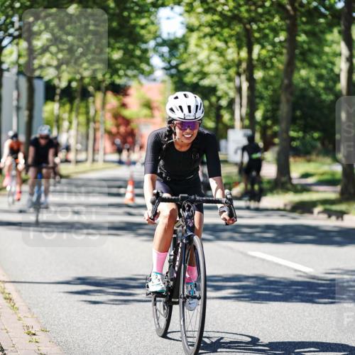 09.08.2026 - GEWOBA Citytriathlon Bremen Michael Burmester http://msf.ph/oto/9943051 09.08.2026 14:38:36 Radfahren 216, 222, 227, 249, 253, 273, 276, 320, 352, 417, 431 meine-sportfotos.de