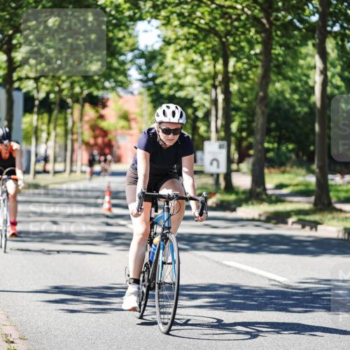 09.08.2026 - GEWOBA Citytriathlon Bremen Michael Burmester http://msf.ph/oto/9943055 09.08.2026 14:38:38 Radfahren 216, 222, 227, 249, 253, 273, 276, 320, 352, 417 meine-sportfotos.de