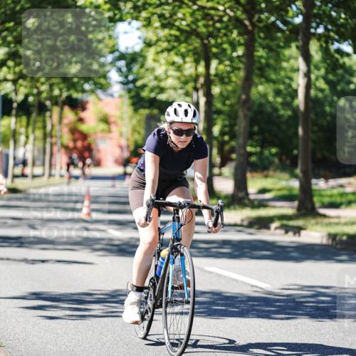 09.08.2026 - GEWOBA Citytriathlon Bremen Michael Burmester http://msf.ph/oto/9943056 09.08.2026 14:38:38 Radfahren 216, 222, 227, 249, 253, 273, 276, 320, 352, 417 meine-sportfotos.de