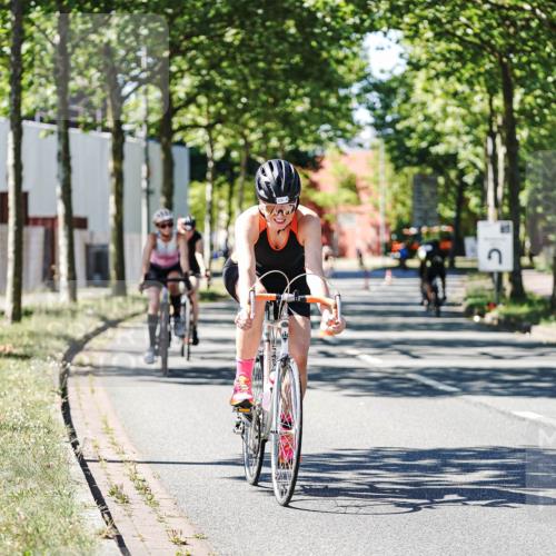 09.08.2026 - GEWOBA Citytriathlon Bremen Michael Burmester http://msf.ph/oto/9943058 09.08.2026 14:38:39 Radfahren 216, 222, 227, 249, 253, 273, 276, 320, 352, 417 meine-sportfotos.de