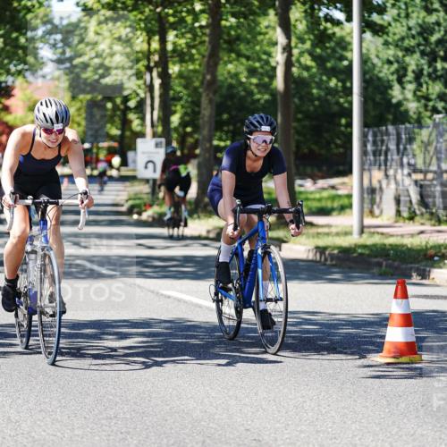 09.08.2026 - GEWOBA Citytriathlon Bremen Michael Burmester http://msf.ph/oto/9943072 09.08.2026 14:38:49 Radfahren 210, 216, 227, 253, 273, 276, 310, 347 meine-sportfotos.de