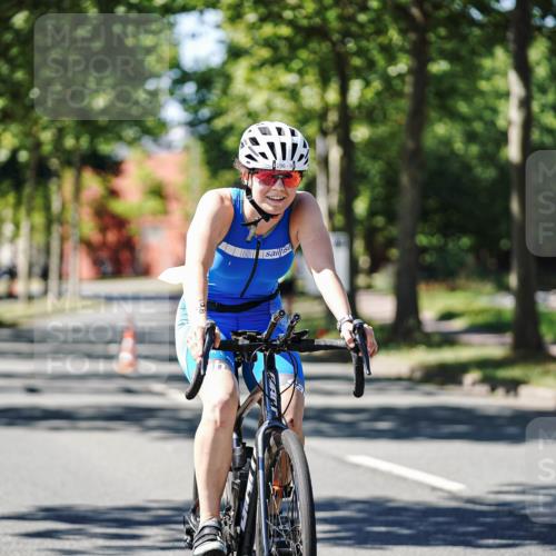 09.08.2026 - GEWOBA Citytriathlon Bremen Michael Burmester http://msf.ph/oto/9943095 09.08.2026 14:39:13 Radfahren 196, 326, 384, 438 meine-sportfotos.de