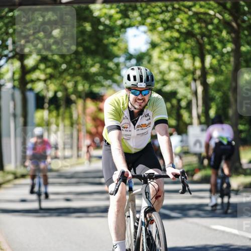 09.08.2026 - GEWOBA Citytriathlon Bremen Michael Burmester http://msf.ph/oto/9943100 09.08.2026 14:39:33 Radfahren 61, 106, 239, 340 meine-sportfotos.de