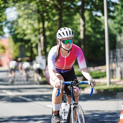 09.08.2026 - GEWOBA Citytriathlon Bremen Michael Burmester http://msf.ph/oto/9943103 09.08.2026 14:39:35 Radfahren 61, 106, 239, 340 meine-sportfotos.de