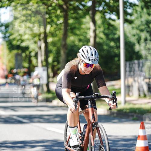 09.08.2026 - GEWOBA Citytriathlon Bremen Michael Burmester http://msf.ph/oto/9943107 09.08.2026 14:39:41 Radfahren 239, 340 meine-sportfotos.de
