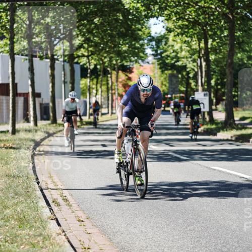 09.08.2026 - GEWOBA Citytriathlon Bremen Michael Burmester http://msf.ph/oto/9943121 09.08.2026 14:39:54 Radfahren 234, 258, 391, 393, 413, 423, 479 meine-sportfotos.de