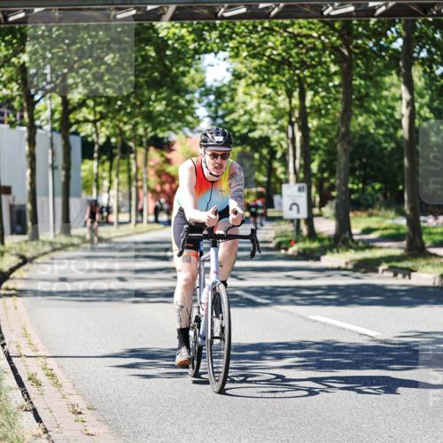 09.08.2026 - GEWOBA Citytriathlon Bremen Michael Burmester http://msf.ph/oto/9943128 09.08.2026 14:39:59 Radfahren 234, 258, 261, 391, 393, 413, 423, 479 meine-sportfotos.de