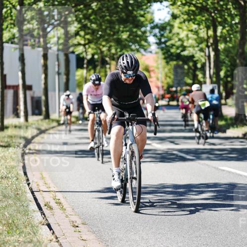 09.08.2026 - GEWOBA Citytriathlon Bremen Michael Burmester http://msf.ph/oto/9943154 09.08.2026 14:40:22 Radfahren 88, 101, 204, 224, 238, 244, 338, 388, 412, 440, 449, 456, 482 meine-sportfotos.de