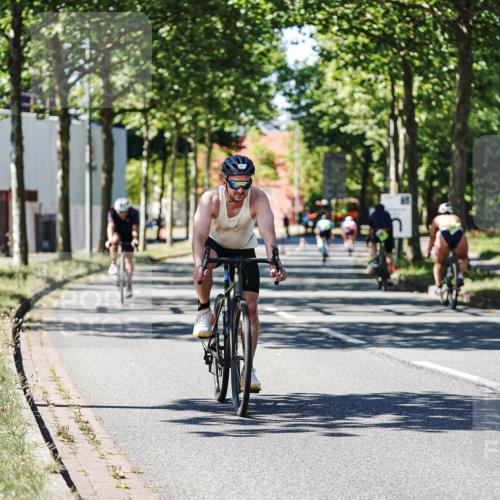 09.08.2026 - GEWOBA Citytriathlon Bremen Michael Burmester http://msf.ph/oto/9943176 09.08.2026 14:40:35 Radfahren 18, 197, 204, 224, 244, 250, 358, 415, 449, 456, 508 meine-sportfotos.de