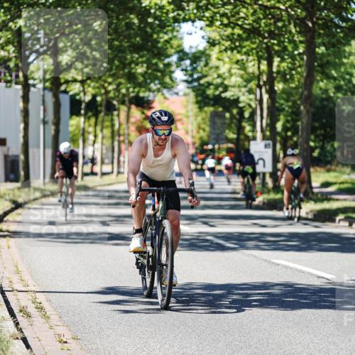 09.08.2026 - GEWOBA Citytriathlon Bremen Michael Burmester http://msf.ph/oto/9943177 09.08.2026 14:40:35 Radfahren 18, 197, 204, 224, 244, 250, 358, 415, 449, 456, 508 meine-sportfotos.de