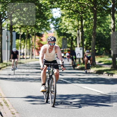 09.08.2026 - GEWOBA Citytriathlon Bremen Michael Burmester http://msf.ph/oto/9943178 09.08.2026 14:40:35 Radfahren 18, 197, 204, 224, 244, 250, 358, 415, 449, 456, 508 meine-sportfotos.de
