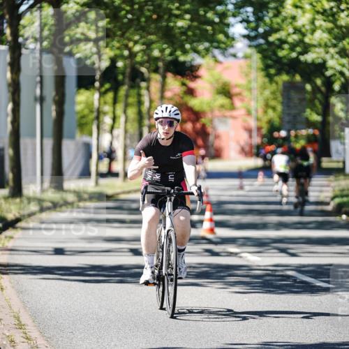 09.08.2026 - GEWOBA Citytriathlon Bremen Michael Burmester http://msf.ph/oto/9943184 09.08.2026 14:40:45 Radfahren 18, 250, 358, 415, 442, 493, 515 meine-sportfotos.de