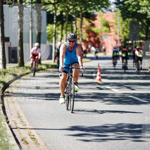 09.08.2026 - GEWOBA Citytriathlon Bremen Michael Burmester http://msf.ph/oto/9943217 09.08.2026 14:41:17 Radfahren 199, 231, 264, 368, 372, 422, 428, 501 meine-sportfotos.de