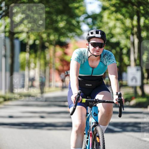 09.08.2026 - GEWOBA Citytriathlon Bremen Michael Burmester http://msf.ph/oto/9943225 09.08.2026 14:41:23 Radfahren 142, 213, 223, 230, 231, 264, 422, 501 meine-sportfotos.de