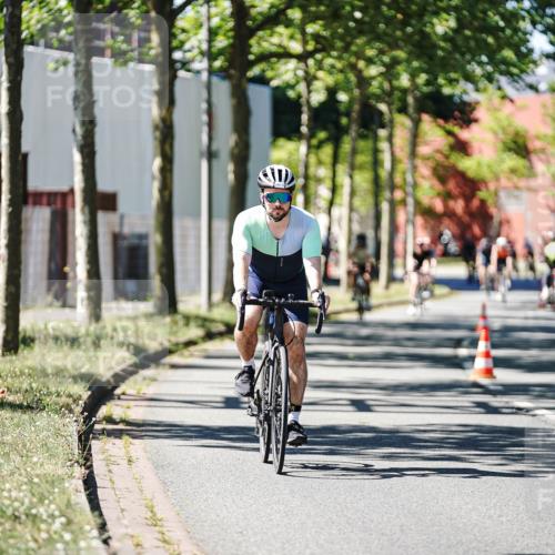 09.08.2026 - GEWOBA Citytriathlon Bremen Michael Burmester http://msf.ph/oto/9943227 09.08.2026 14:41:28 Radfahren 142, 213, 223, 230, 231, 264, 342, 422, 435, 471 meine-sportfotos.de