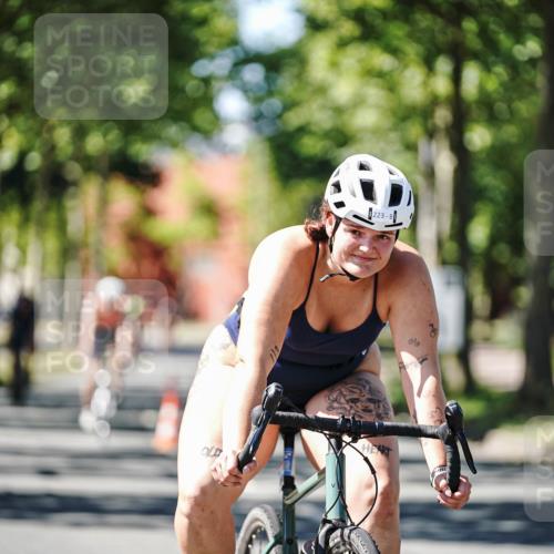 09.08.2026 - GEWOBA Citytriathlon Bremen Michael Burmester http://msf.ph/oto/9943234 09.08.2026 14:41:34 Radfahren 142, 213, 223, 230, 342, 389, 419, 435, 471 meine-sportfotos.de