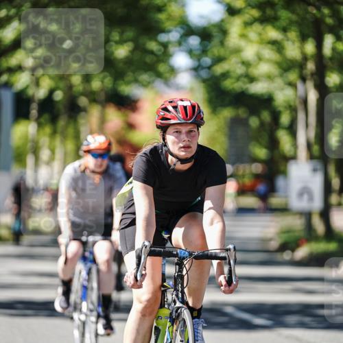 09.08.2026 - GEWOBA Citytriathlon Bremen Michael Burmester http://msf.ph/oto/9943239 09.08.2026 14:41:36 Radfahren 142, 213, 223, 230, 255, 342, 389, 419, 435, 471 meine-sportfotos.de
