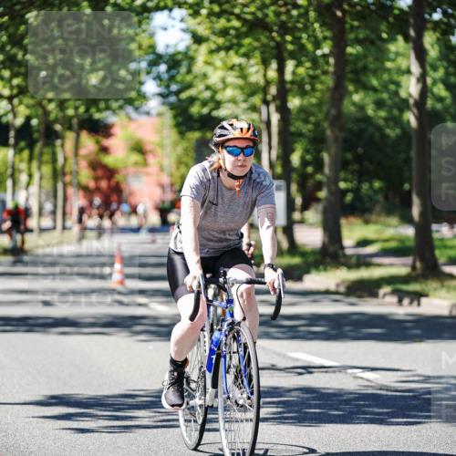 09.08.2026 - GEWOBA Citytriathlon Bremen Michael Burmester http://msf.ph/oto/9943240 09.08.2026 14:41:37 Radfahren 142, 212, 213, 223, 230, 255, 311, 313, 342, 389, 411, 419, 435, 471, 519 meine-sportfotos.de
