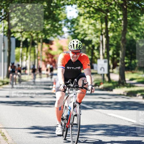 09.08.2026 - GEWOBA Citytriathlon Bremen Michael Burmester http://msf.ph/oto/9943247 09.08.2026 14:41:42 Radfahren 138, 212, 213, 230, 255, 311, 313, 342, 389, 394, 411, 419, 435, 471, 519 meine-sportfotos.de