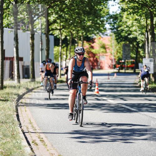 09.08.2026 - GEWOBA Citytriathlon Bremen Michael Burmester http://msf.ph/oto/9943248 09.08.2026 14:41:45 Radfahren 138, 212, 255, 311, 313, 389, 394, 411, 419, 435, 471, 519 meine-sportfotos.de