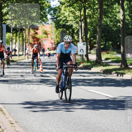 09.08.2026 - GEWOBA Citytriathlon Bremen Michael Burmester http://msf.ph/oto/9943267 09.08.2026 14:41:59 Radfahren 138, 262, 381, 397, 424, 437, 441, 467, 468 meine-sportfotos.de