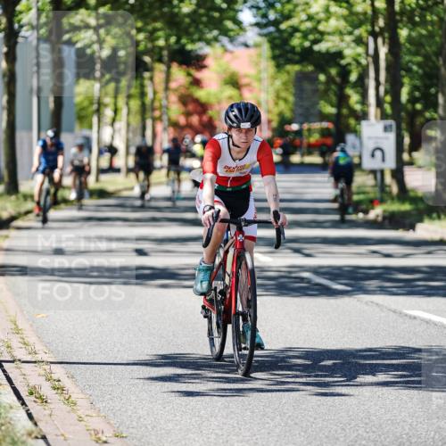 09.08.2026 - GEWOBA Citytriathlon Bremen Michael Burmester http://msf.ph/oto/9943273 09.08.2026 14:42:02 Radfahren 262, 381, 397, 424, 437, 441, 467, 468 meine-sportfotos.de